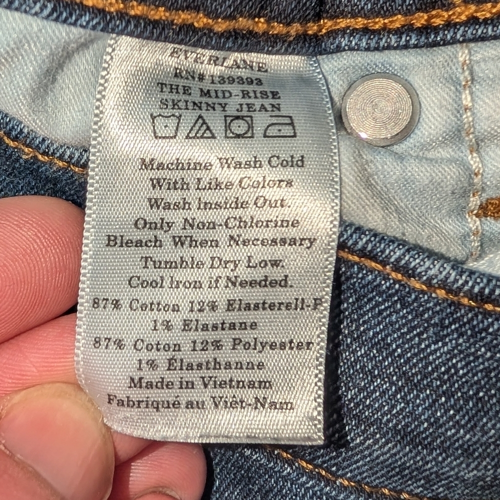Everlane Mid Rise Skinny Ankle Jeans - Picture 5 of 7